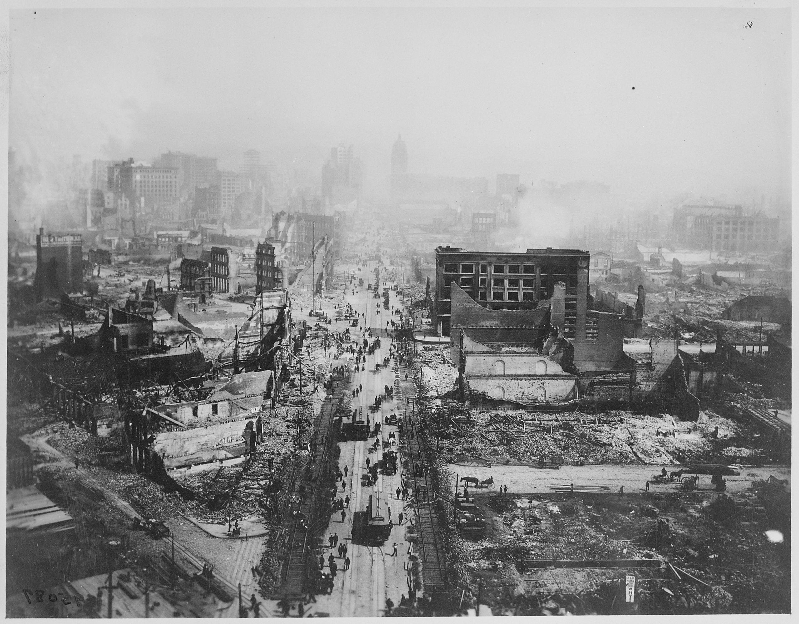 This image shows the devastating impact of the 1906 San Francisco earthquake damage