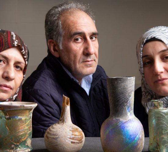 Syrian refugees and items of Syrian glassware